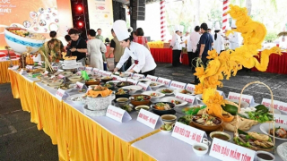 Xác lập kỷ lục 100 món ngon làm từ gạo