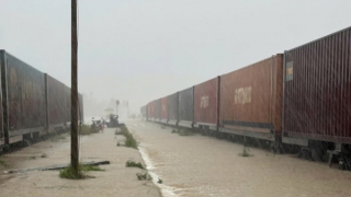 Đường sắt Việt Nam tiếp tục bãi bỏ thêm 6 chuyến tàu do mưa lũ