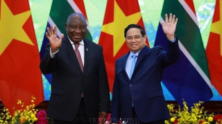 Vietnam, South Africa promote partnership for cooperation, development