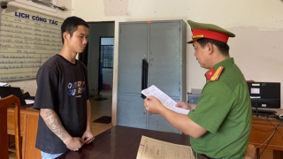 Bắt tạm giam đối tượng xâm hại bé gái 14 tuổi