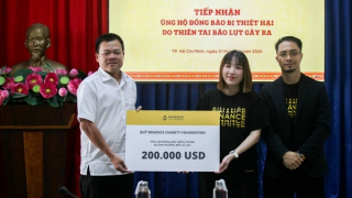 Uỷ ban MTTQ Việt Nam tiếp nhận hơn 5 tỷ đồng từ Binance Charity ủng hộ đồng miền Trung khắc phục bão lụt