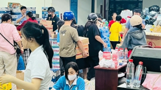 TP Hồ Chí Minh kêu gọi tiếp nhận khẩn để ủng hộ đồng bào các tỉnh bị thiệt hại do mưa lũ