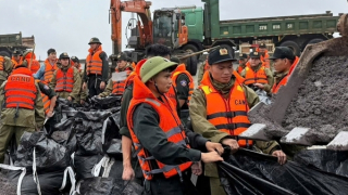 Hỗ trợ 700 tỷ đồng cho 4 tỉnh khắc phục hậu quả bão lũ