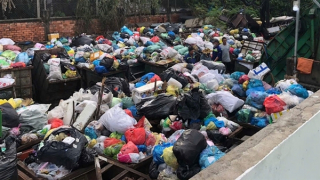 Loay hoay với việc thay đổi quy trình thu gom, vận chuyển rác thải ở TP Hồ Chí Minh