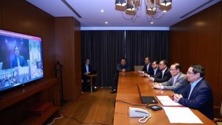 Thủ tướng: Tiếp cận ngay trong đêm nay các khu vực bị cô lập để cứu trợ