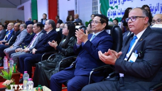 Thủ tướng Phạm Minh Chính thăm Liên đoàn Vovinam tại Algeria