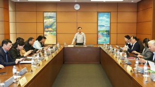 Đại biểu Quốc hội đề nghị không nên tích hợp AI vào chương trình giáo dục phổ thông