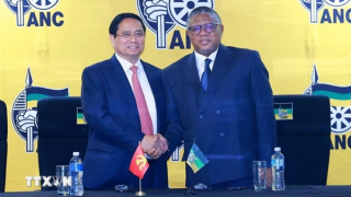 Thủ tướng gặp Tổng Thư ký Đảng ANC: Thúc đẩy hợp tác toàn diện Việt Nam-Nam Phi