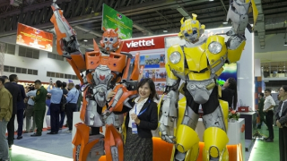 Viettel giới thiệu nhiều công nghệ phục vụ cuộc sống số tại Hội chợ kết nối giao thương Việt Nam – Lào