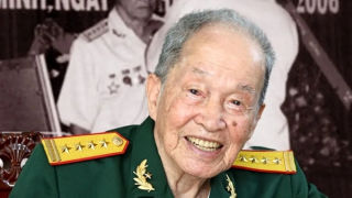 Những nhà tình báo dạy học