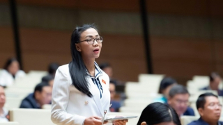 Giải pháp nào để báo chí không mất giá trị nội dung và nguồn thu từ các nền tảng số?