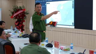 Dập tắt vụ cháy ở công ty từ thiết bị truyền tin báo cháy