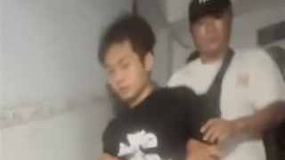 Bắt giữ hai đối tượng xông vào cửa hàng tiện lợi cướp tài sản