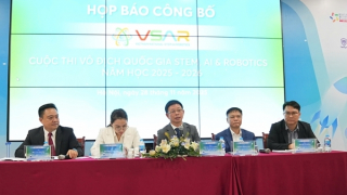 Phát động Cuộc thi Vô địch Quốc gia STEM, AI và Robotics năm học 2025-2026