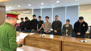 Đường dây rửa tiền hơn 68.000 tỷ đồng, sử dụng trên 11.000 tài khoản “ma”