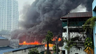 Nhà máy bia Hà Nội cháy lớn sáng đầu tuần