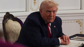 Tổng thống Trump xác nhận điện đàm với Tổng thống Venezuela