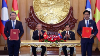 Đưa quan hệ hợp tác pháp luật và tư pháp Việt Nam-Lào sang một giai đoạn mới