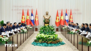 Cuộc gặp cấp cao giữa Đảng Cộng sản Việt Nam và Đảng Nhân dân Cách mạng Lào