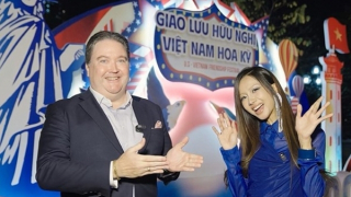 Phái đoàn Ngoại giao Hoa Kỳ tại Việt Nam cùng rapper Suboi ra mắt MV “Never Before”