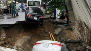 Đà Nẵng: Xuất hiện “hố tử thần” khiến nhiều ô tô rơi xuống