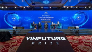 Năm 2050 dự kiến có 1 tỷ con robot chung sống với con người