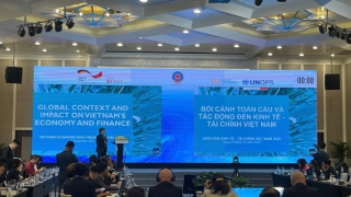 Việt Nam duy trì sức chống chịu ấn tượng trong bối cảnh toàn cầu biến động