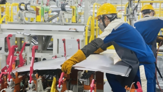 Xuất nhập khẩu 11 tháng vượt 839 tỷ USD, xuất siêu hơn 20 tỷ USD