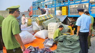 Không khoan nhượng với buôn lậu, hàng giả