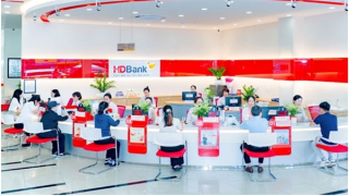 HDBank chốt quyền chia gần 30% cổ tức và cổ phiếu thưởng vào ngày cả nước khởi công, khánh thành 245 dự án lớn
