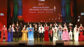 Trao giải cuộc thi “Tiếng hát Hà Nội 2025”