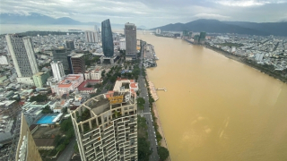 Đừng vì nguồn thu trước mắt mà để vuột mất cả chặng đường phát triển phía sau