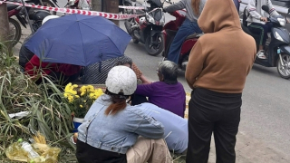 Giật mình ngã do còi xe đầu kéo, người phụ nữ tử vong thương tâm