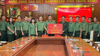 Công an Thủ đô chia sẻ khó khăn với tỉnh Lâm Đồng