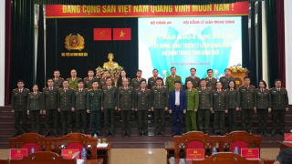 Xây dựng, hoàn thiện lý luận khoa học an ninh phù hợp với bối cảnh mới