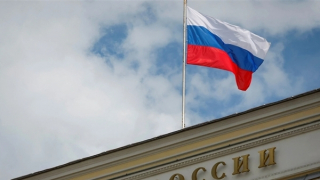 Phản đối từ Moscow và canh bạc tài chính của châu Âu