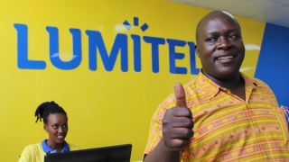 Từ vùng đất mù sóng đến giải thưởng công nghệ thế giới - Viettel đã thay đổi Burundi thế nào?