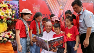 Kể tiếp câu chuyện hòa bình qua lăng kính nhiếp ảnh