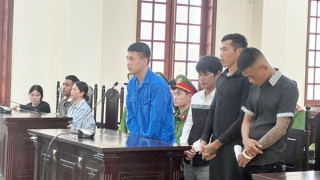 Đoạt mạng đối thủ trong lúc nhậu, lĩnh 16 năm tù