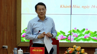 Bộ trưởng Lương Tam Quang làm việc với Ban Thường vụ Tỉnh ủy Khánh Hòa