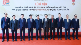 Kiên định lập trường, kiên quyết bảo vệ chủ quyền lãnh thổ