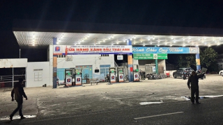 Công an xã truy nóng, bắt giữ hung thủ đâm nhân viên cửa hàng xăng dầu