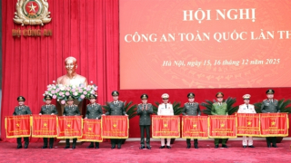 MPS honors outstanding units and officers