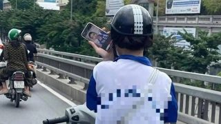 Hiện tượng “thối não” ở giới trẻ: Lướt càng nhiều, tư duy càng ít