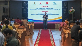 Tập huấn pháp luật về bình đẳng giới, phòng chống bạo lực gia đình và trợ giúp pháp lý tại xã Bà Nà