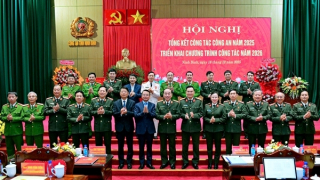 Công an Ninh Bình nỗ lực hoàn thành xuất sắc nhiệm vụ, vì cuộc sống bình yên, hạnh phúc của nhân dân