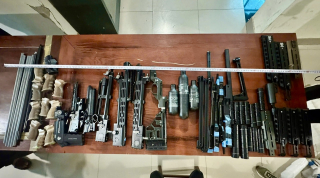 Phát hiện vụ vận chuyển số lượng lớn linh kiện lắp ráp súng tại Lao Bảo