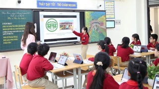 Thí điểm theo lộ trình, tránh việc ứng dụng AI không kiểm soát trong trường học