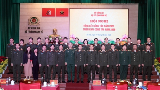 Tăng tốc hiện đại hóa lực lượng Cảnh vệ, bảo đảm thích ứng mô hình mới