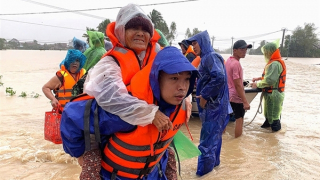 Bài 1: Về nơi tâm lũ quét qua…